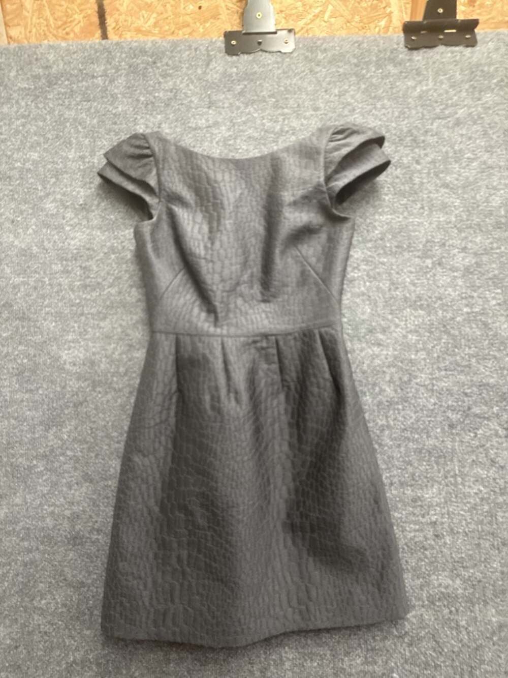 Halston Heritage Charcoal Gray Textured Cap Sleeve Flare Dress with Pockets Size